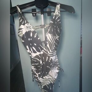 Bar III Green and White Leaf Print One Piece Swimsuit